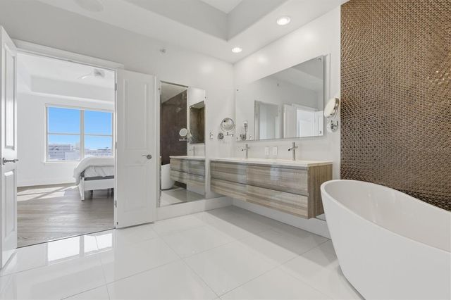 275 BAYSHORE BOULEVARD 905, Tampa, FL 33606