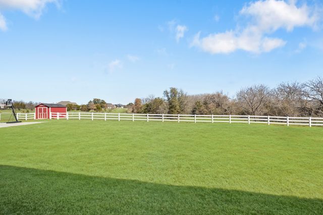 123 S Silver Saddle Trail, Weatherford, TX 76087