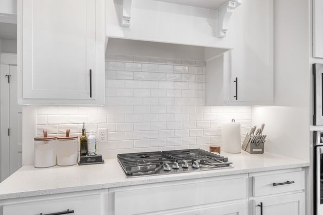 123 S Silver Saddle Trail, Weatherford, TX 76087