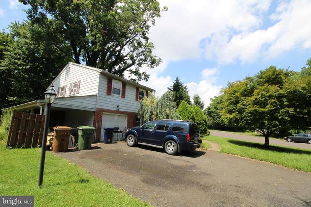 1750 N NORTH HILLS AVE, Willow Grove, PA 19090