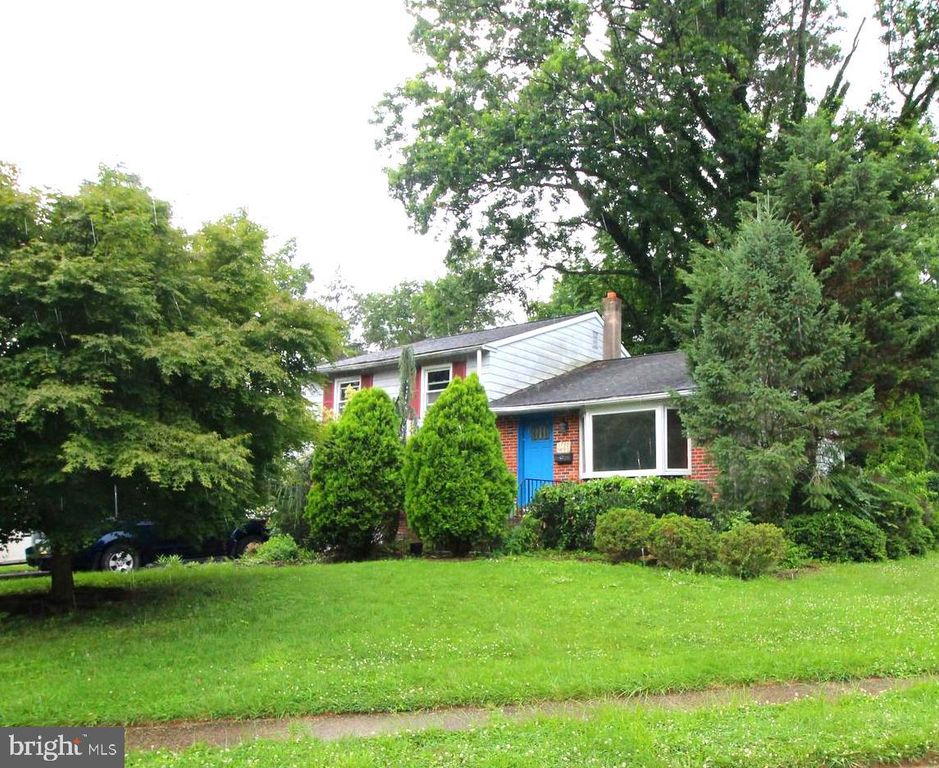 1750 N NORTH HILLS AVE, Willow Grove, PA 19090