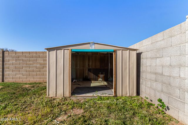 18406 N 55TH Avenue, Glendale, AZ 85308