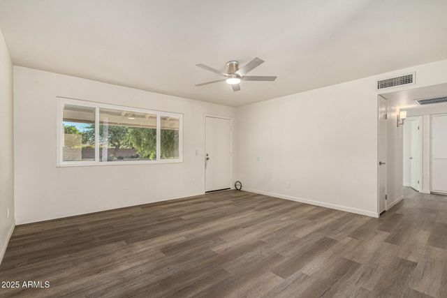 18406 N 55TH Avenue, Glendale, AZ 85308