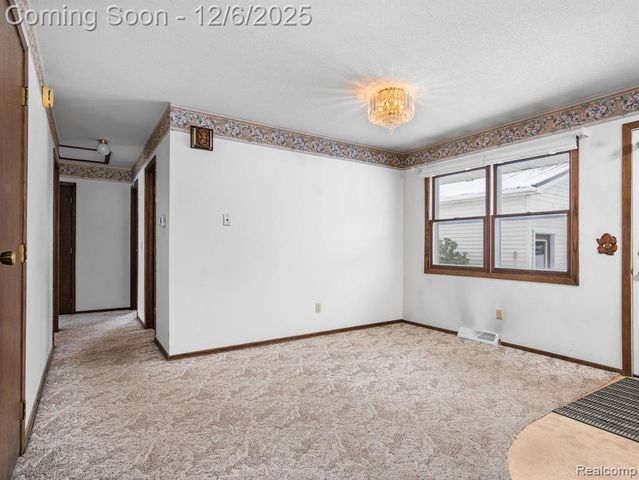 5886 S Green Avenue, Fremont, MI 49412