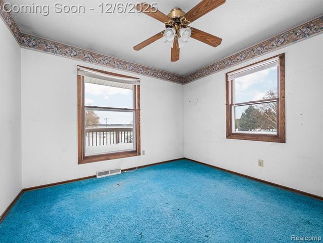 5886 S Green Avenue, Fremont, MI 49412