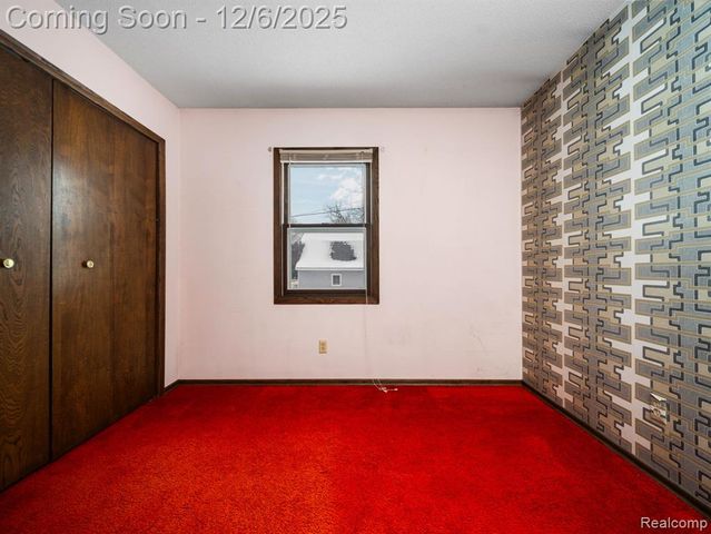 5886 S Green Avenue, Fremont, MI 49412