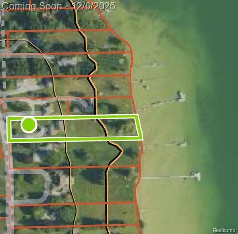 5886 S Green Avenue, Fremont, MI 49412