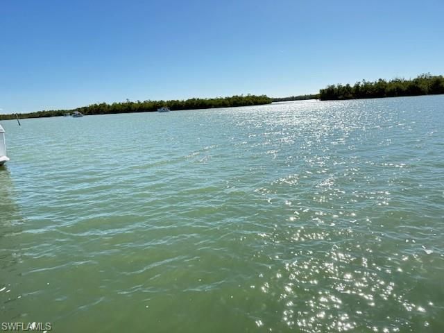 385 Angler DR, Goodland, FL 34140