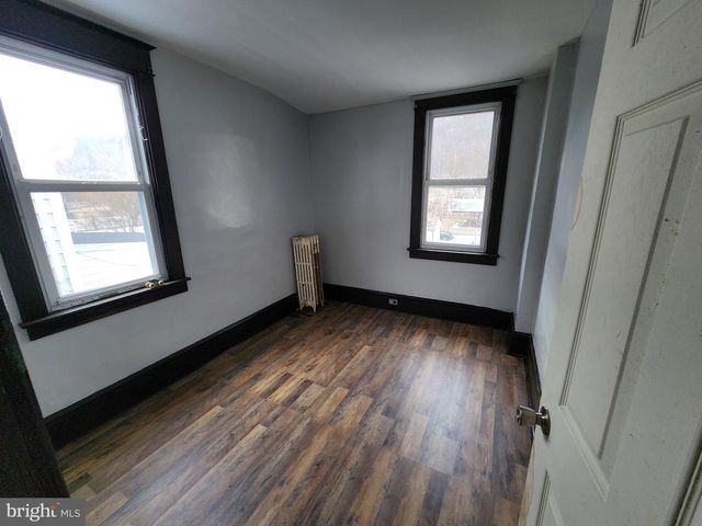 346 W MAIN ST, Girardville, PA 17935