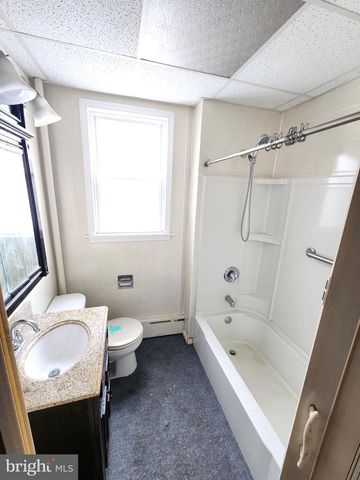 346 W MAIN ST, Girardville, PA 17935