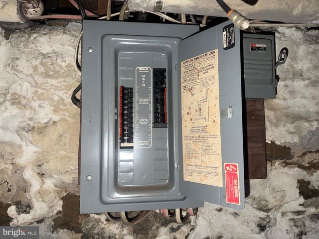 346 W MAIN ST, Girardville, PA 17935