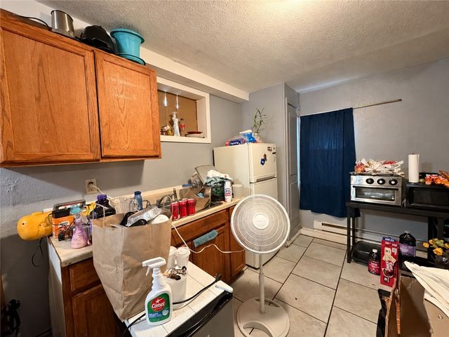 84 Seamans Street, Providence, RI 02908