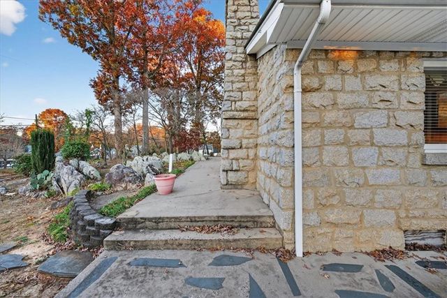 855 Lee Street, Asheboro, NC 27203