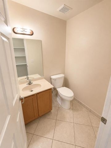 6461 Willoughby Circle, Lake Worth, FL 33463