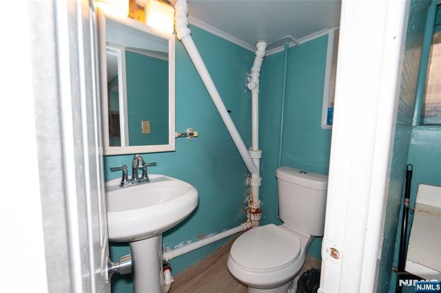 912 87th Street, North Bergen, NJ 07047