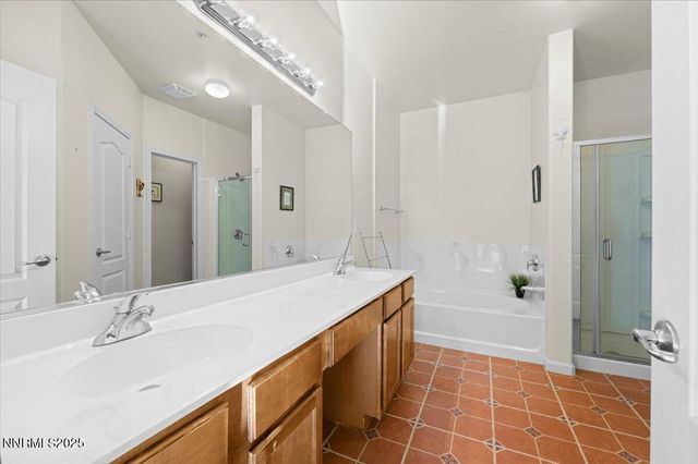 9050 Double R Boulevard 821, Reno, NV 89521