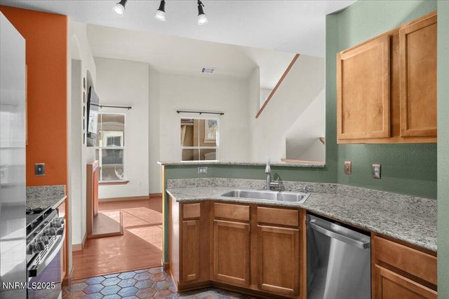 9050 Double R Boulevard 821, Reno, NV 89521