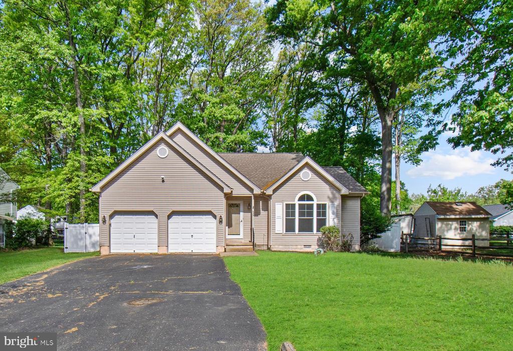 Image 2 of property listing at 635 DAVOL RD, Stevensville, MD 21666