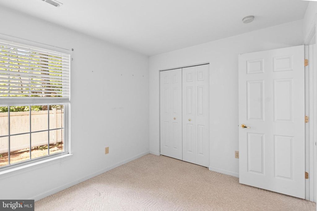 Image 25 of property listing at 635 DAVOL RD, Stevensville, MD 21666