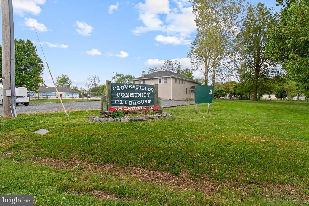 Image 40 of property listing at 635 DAVOL RD, Stevensville, MD 21666