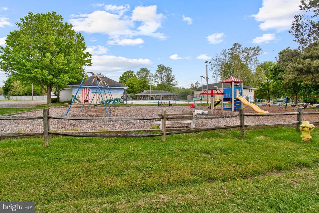 Image 42 of property listing at 635 DAVOL RD, Stevensville, MD 21666