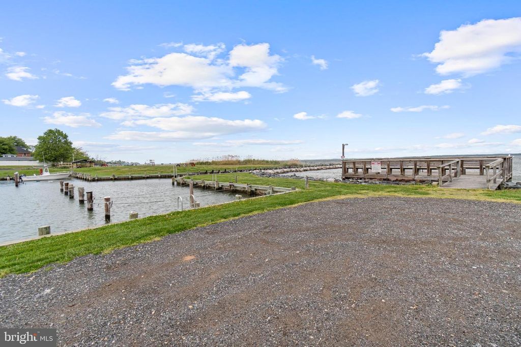 Image 44 of property listing at 635 DAVOL RD, Stevensville, MD 21666