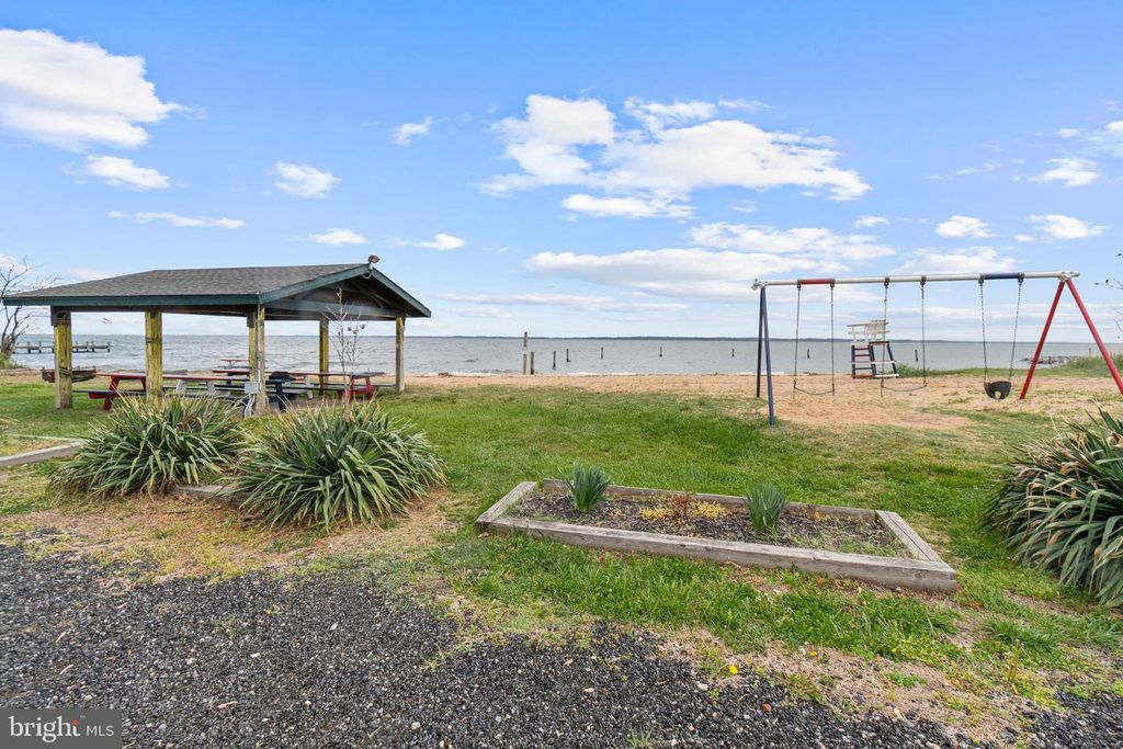 Image 48 of property listing at 635 DAVOL RD, Stevensville, MD 21666