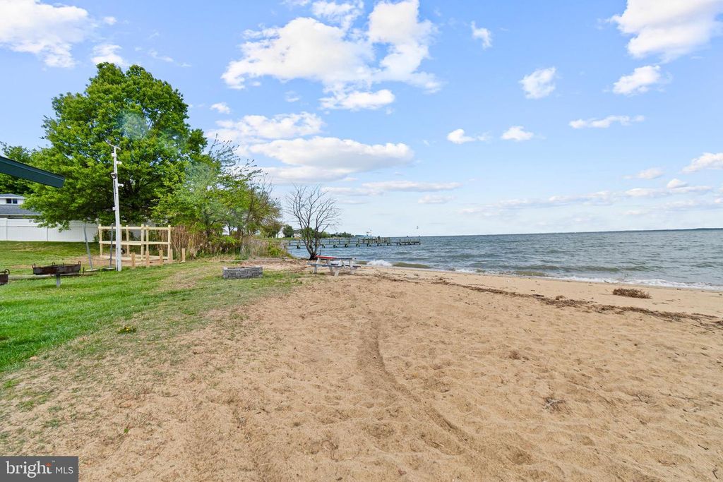 Image 50 of property listing at 635 DAVOL RD, Stevensville, MD 21666