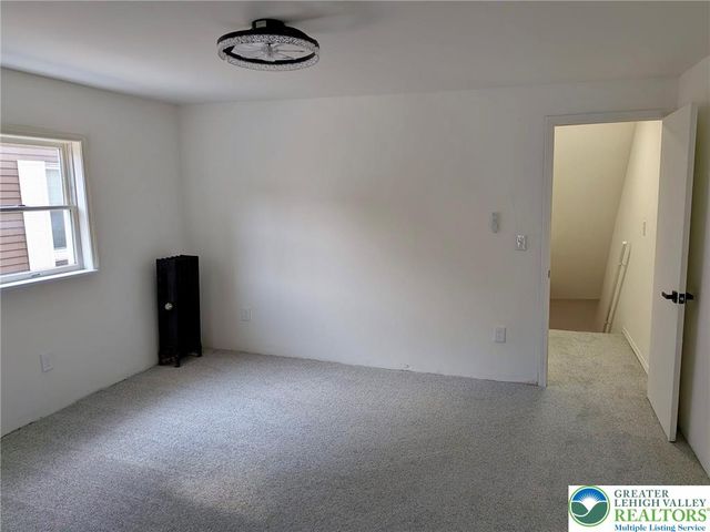 221 East Bertsch Street, Lansford, PA 18232