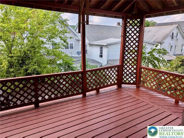 221 East Bertsch Street, Lansford, PA 18232