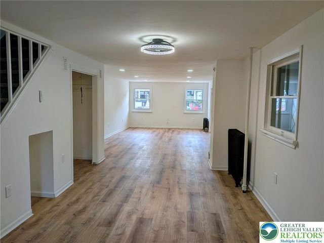 221 East Bertsch Street, Lansford, PA 18232