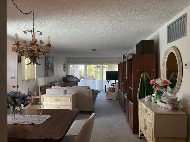 446 Bluebird Lane, Delray Beach, FL 33445