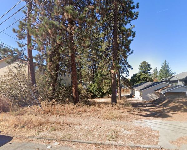 648 S Perry St, Spokane, WA 99202