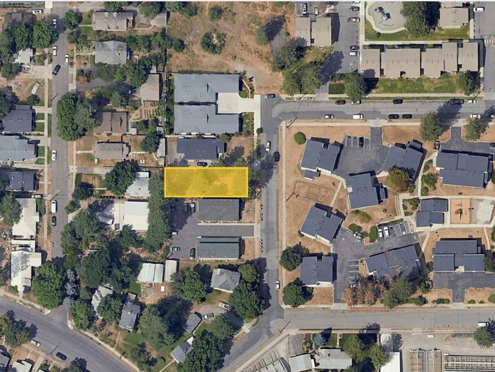 648 S Perry St, Spokane, WA 99202