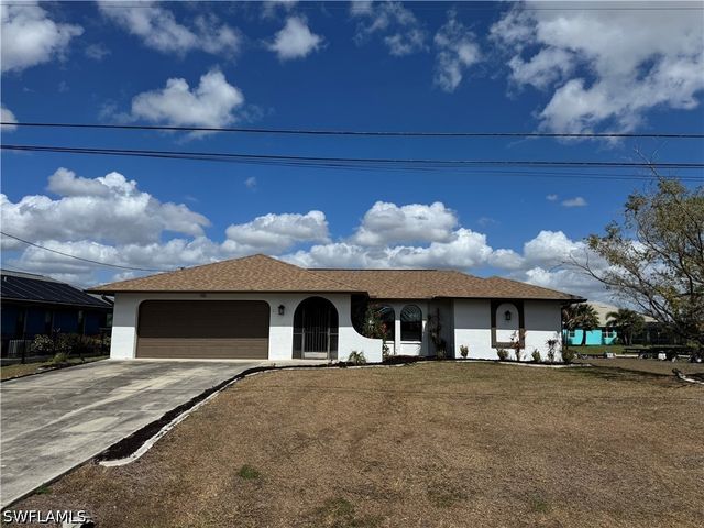 115 SE 6th ST, Cape Coral, FL 33990