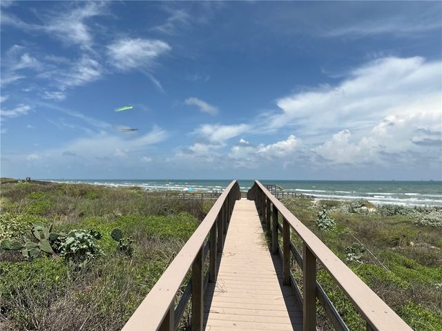 122 Sea Air Lane, Port Aransas, TX 78373
