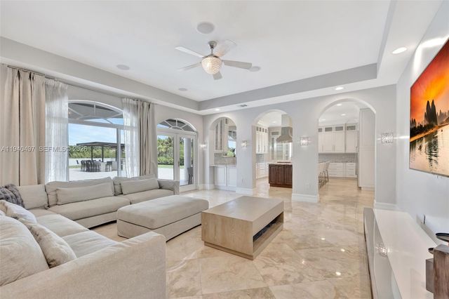 4610 SW 178th Ave, Southwest Ranches, FL 33331