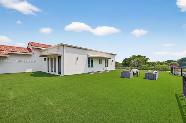 4610 SW 178th Ave, Southwest Ranches, FL 33331