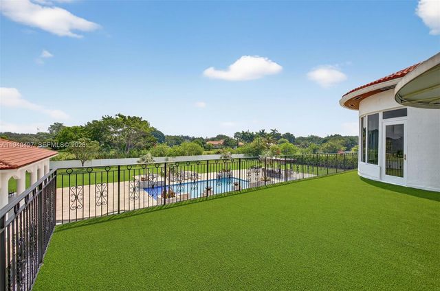 4610 SW 178th Ave, Southwest Ranches, FL 33331