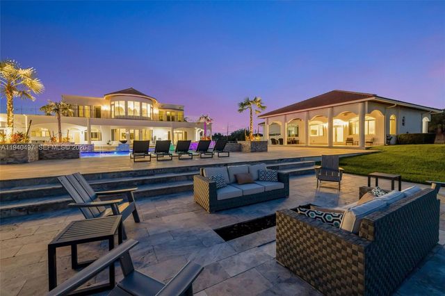 4610 SW 178th Ave, Southwest Ranches, FL 33331