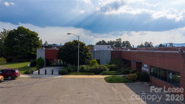 128 Bingham Road Suite 600, Asheville, NC 28806