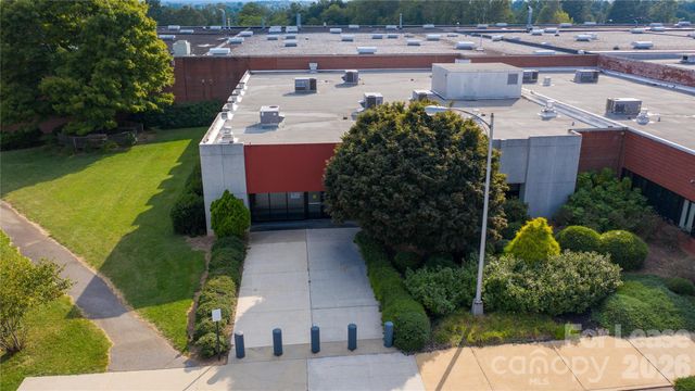 128 Bingham Road Suite 600, Asheville, NC 28806