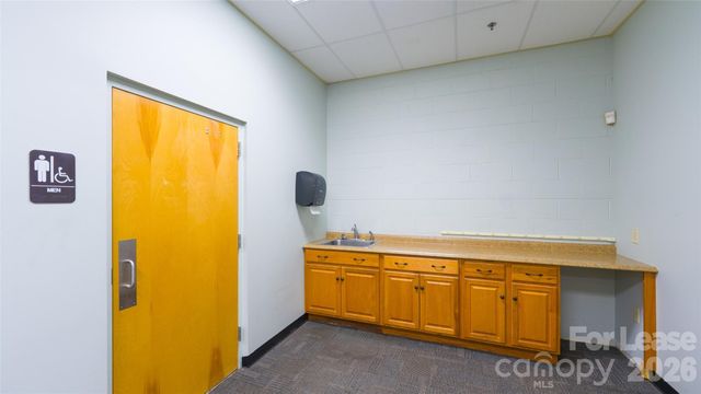 128 Bingham Road Suite 600, Asheville, NC 28806