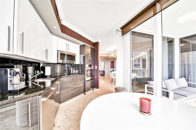 19333 Collins Avenue 1903, Sunny Isles Beach, FL 33160