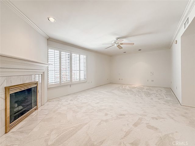 18100 Burbank Boulevard 24, Tarzana, CA 91356