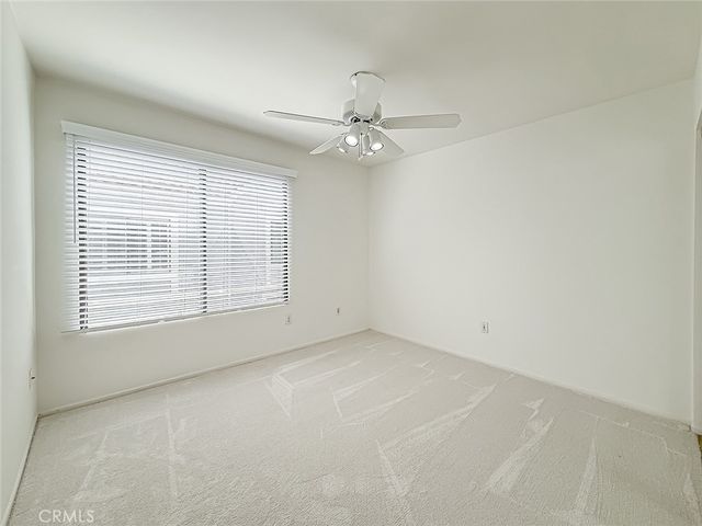 18100 Burbank Boulevard 24, Tarzana, CA 91356