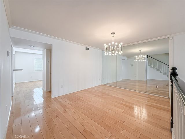 18100 Burbank Boulevard 24, Tarzana, CA 91356
