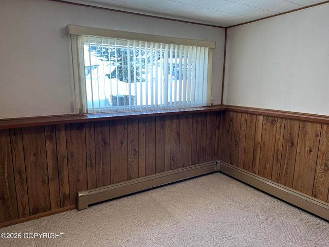 312 Thomas Circle, Anchorage, AK 99508