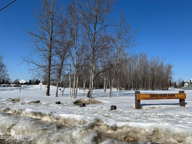 312 Thomas Circle, Anchorage, AK 99508