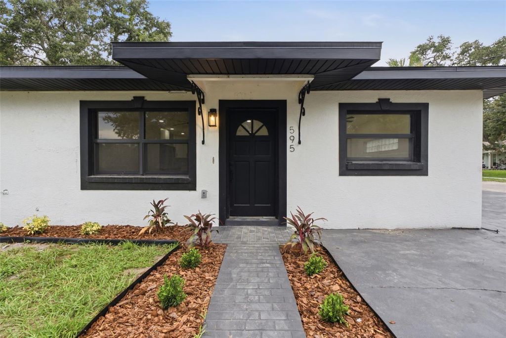 595 PINE STREET, Safety Harbor, FL 34695